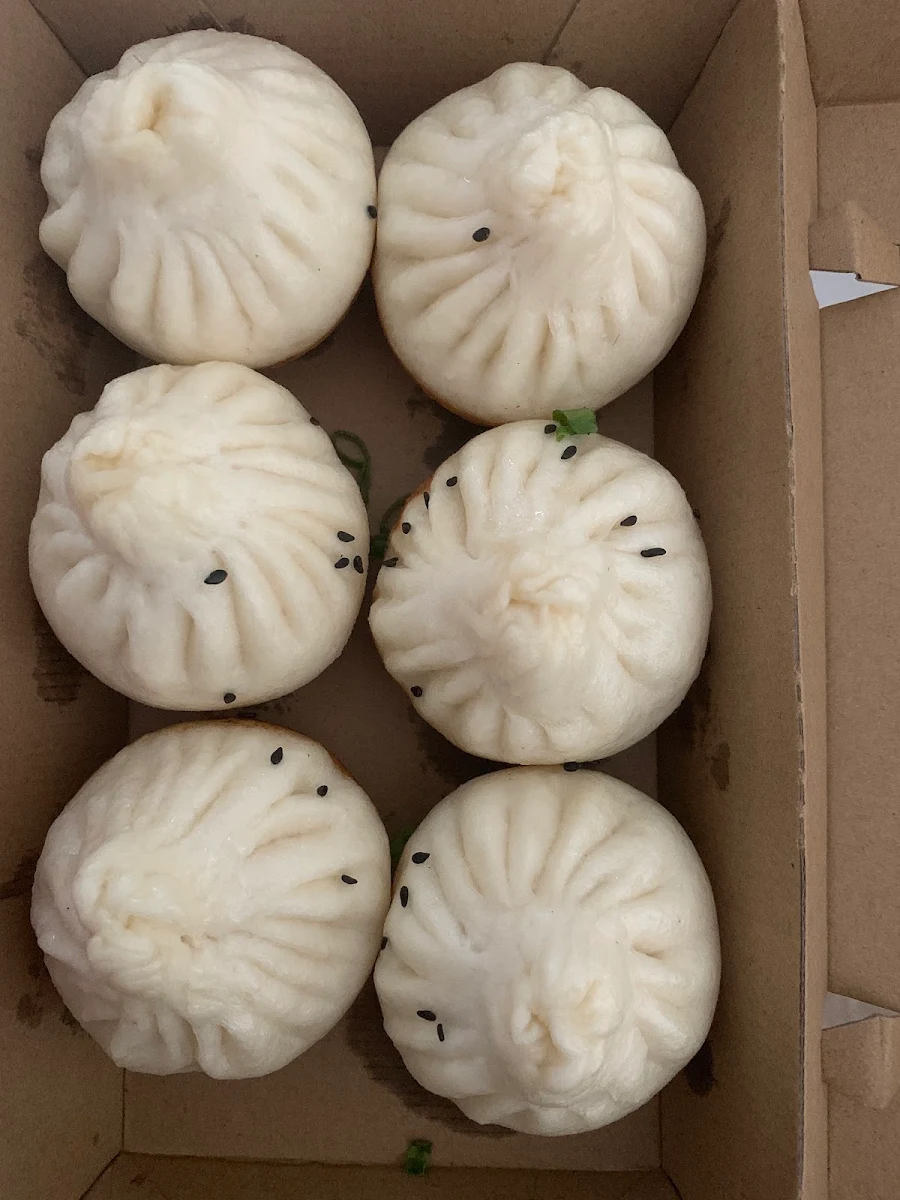 pan fried pork buns 6 鲜肉生煎包